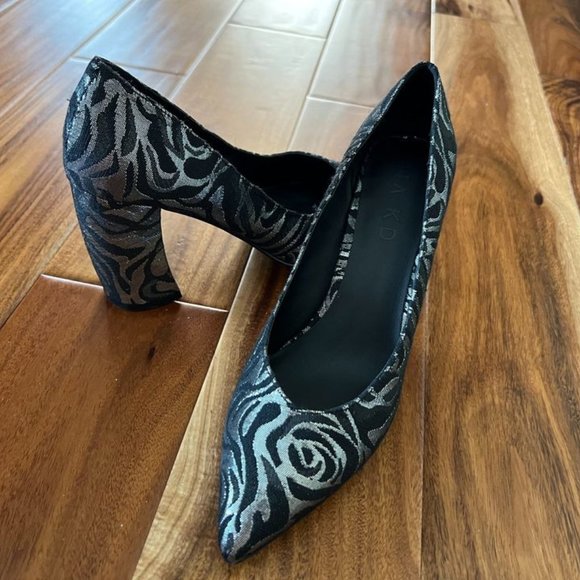 Black and Silver Heels - NA-KD - Picture 1 of 3